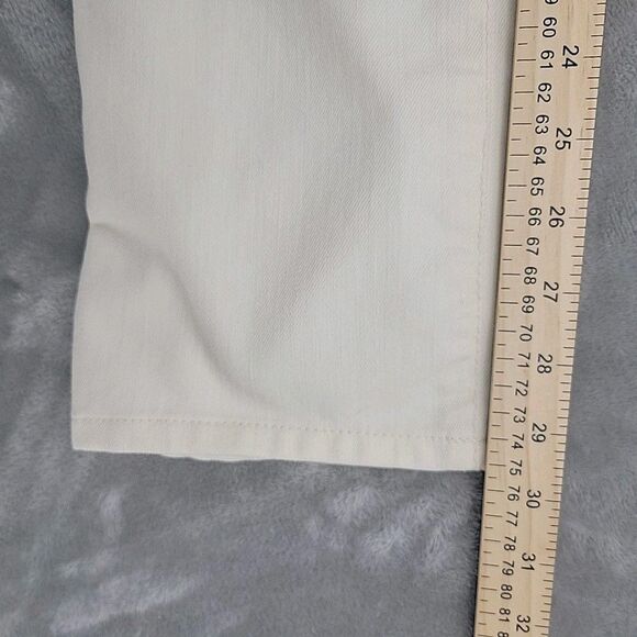 Chico's Womens Straight Leg Jeans Size 1 Regular Winter White Measures 26x29 - Picture 10 of 11